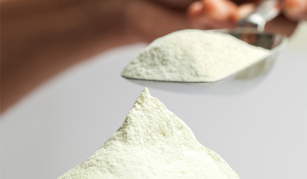 Yhdistelmä liekinestoainekniikka